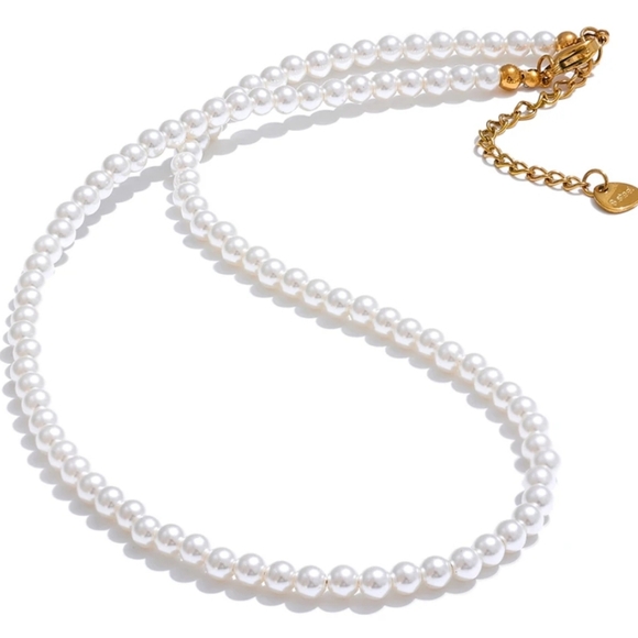 Jewelry - Gorgeous Must Have Pearl Necklace